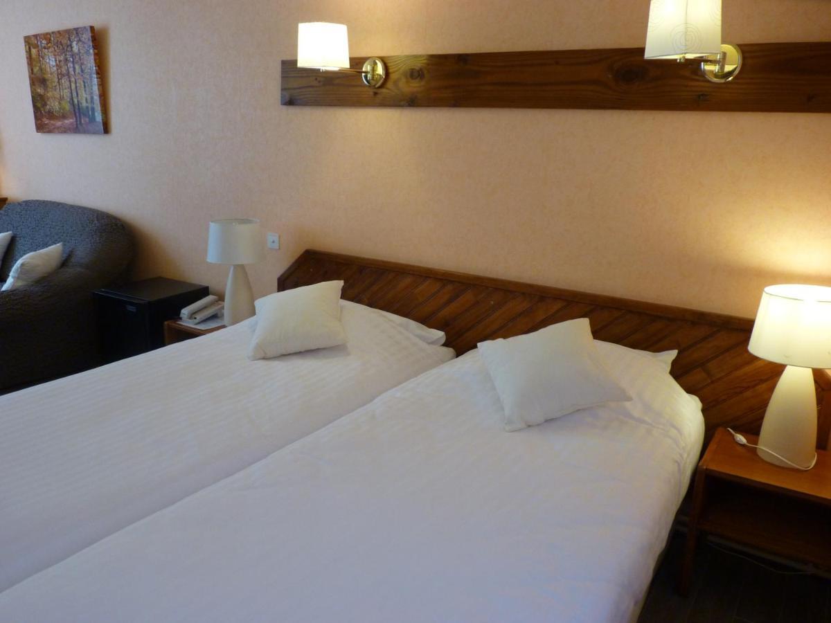 Logis Hotel Le Belle Rive Нажак Екстериор снимка