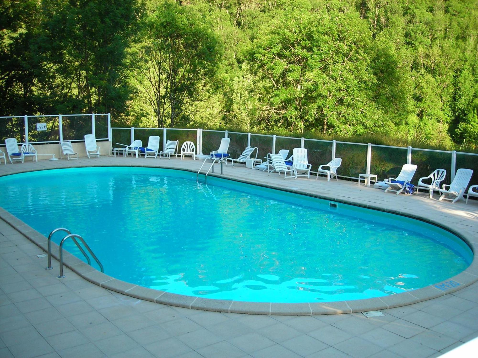 Logis Hotel Le Belle Rive Нажак Екстериор снимка